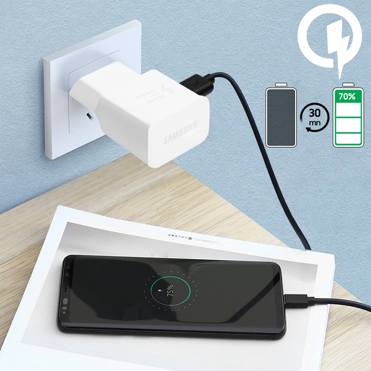 شارژر در حال شارژ کردن موبایل S10سامسونگ TA200